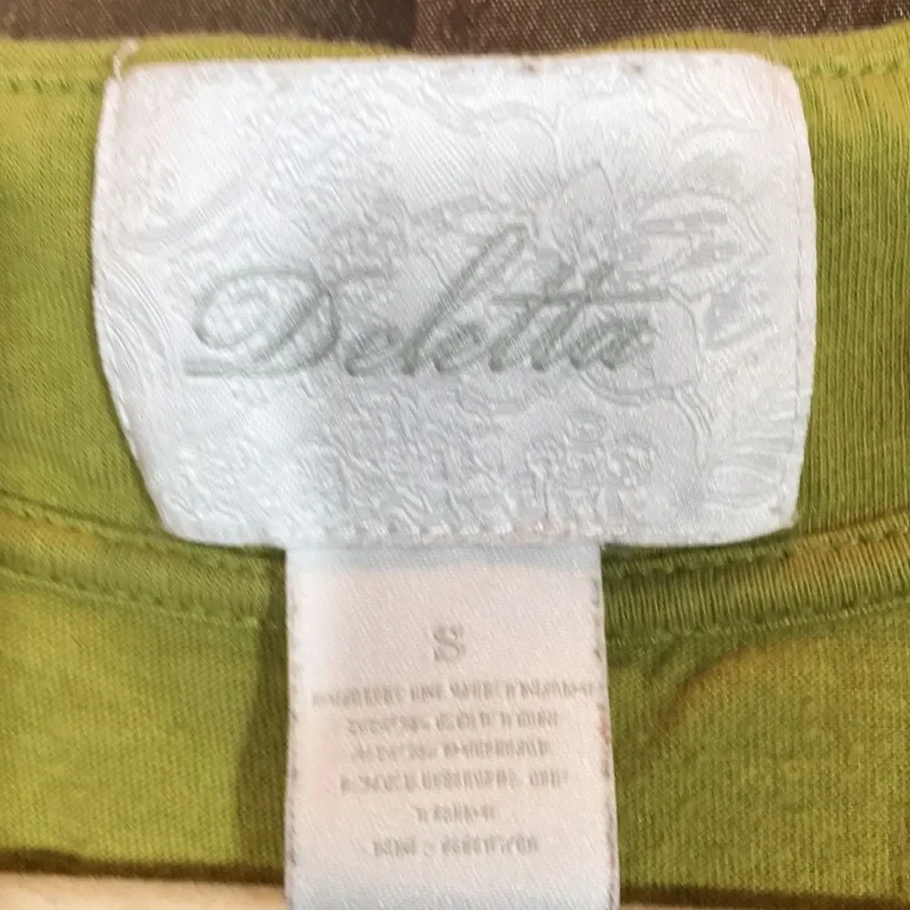 Deletta Green Sleeveless Top with Crochet Detail - Picture 4 of 4